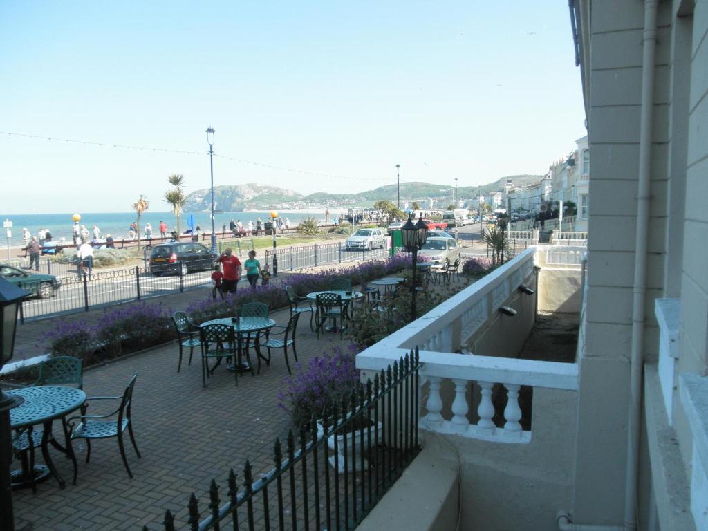 Queens Hotel Llandudno Exterior photo